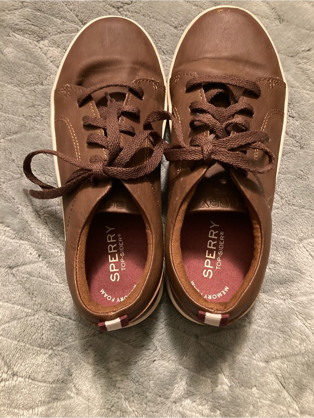 Boys size 3 Sperry brown sneakers
